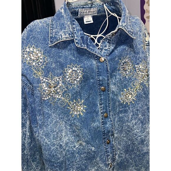 VINTAGE 80S Club Kraze Top DEINM STYLE Acid Wash Bejeweled Button Up Denim Shirt - Picture 8 of 10